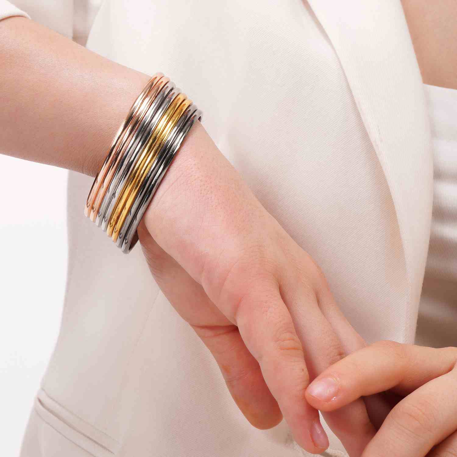 Arohika Gold Plated Bangles ( Set of 8 )