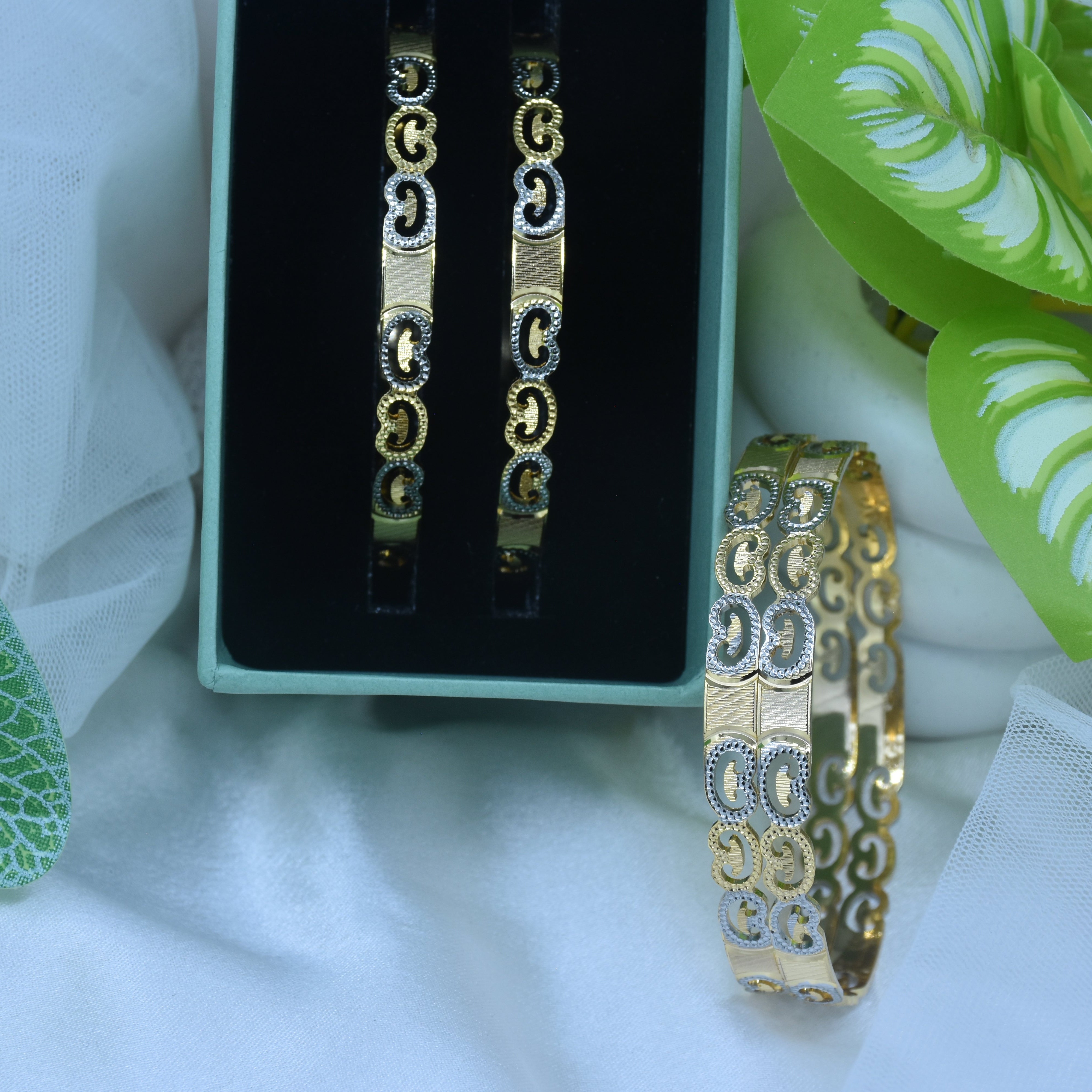 Vainavi Gold Plated Bangles ( Set of 4 )