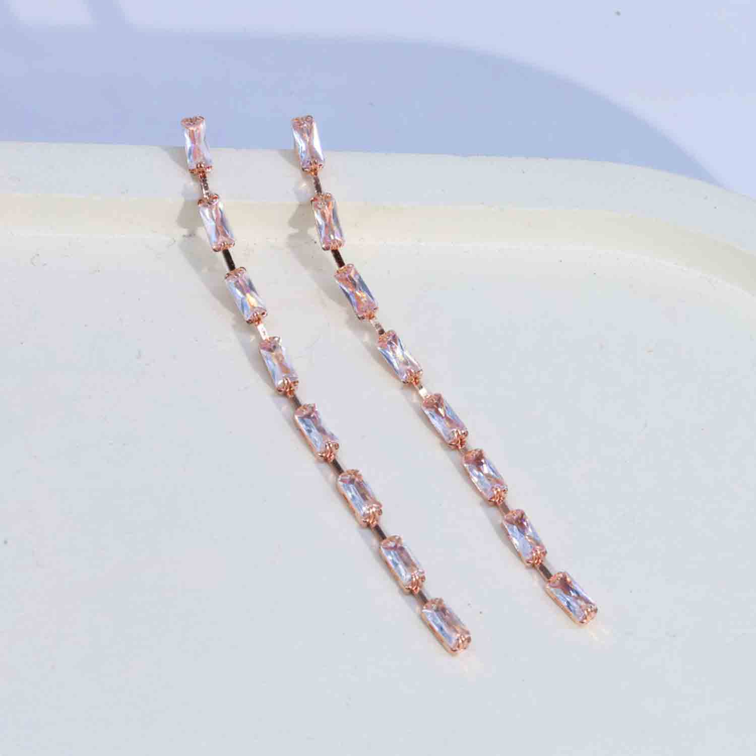 Rivan Solitaire Earrings