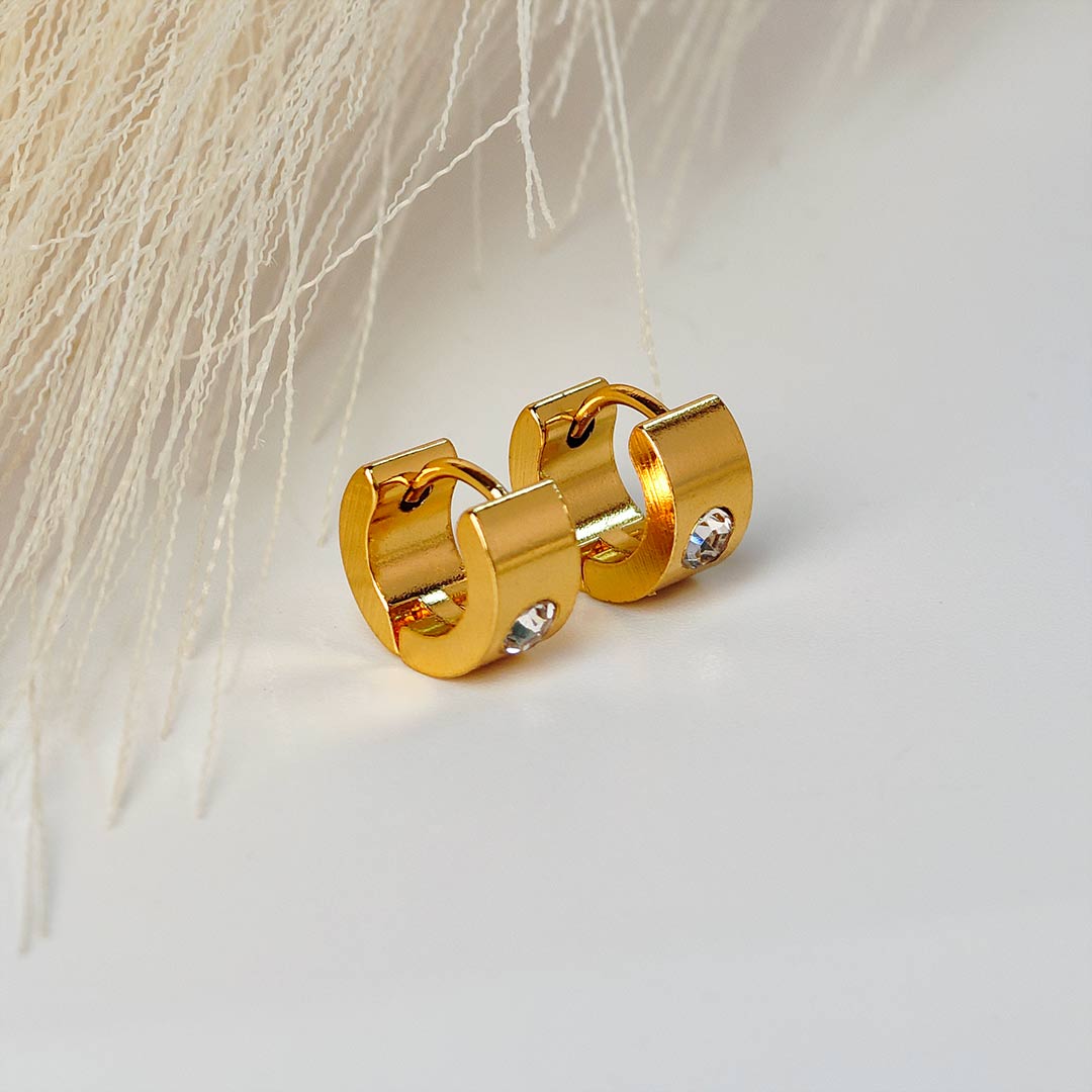 Veidika Gold plated Hoops Earings