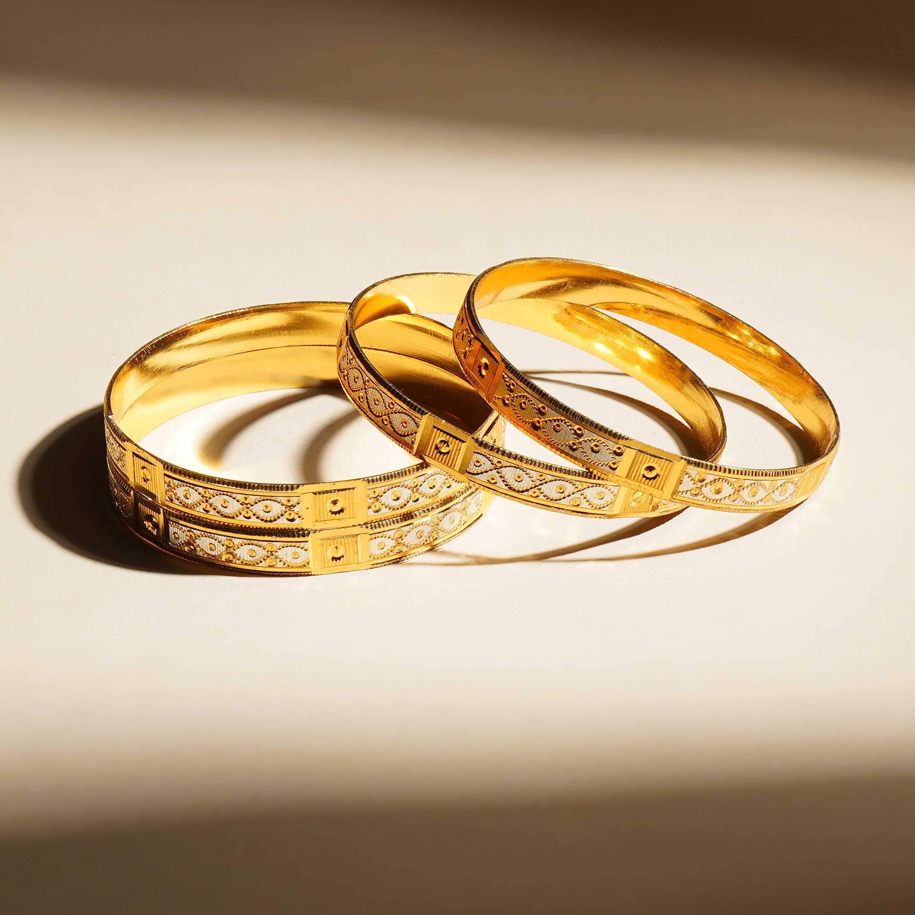 Tanshika Gold Plated Bangles ( Set of 4 )