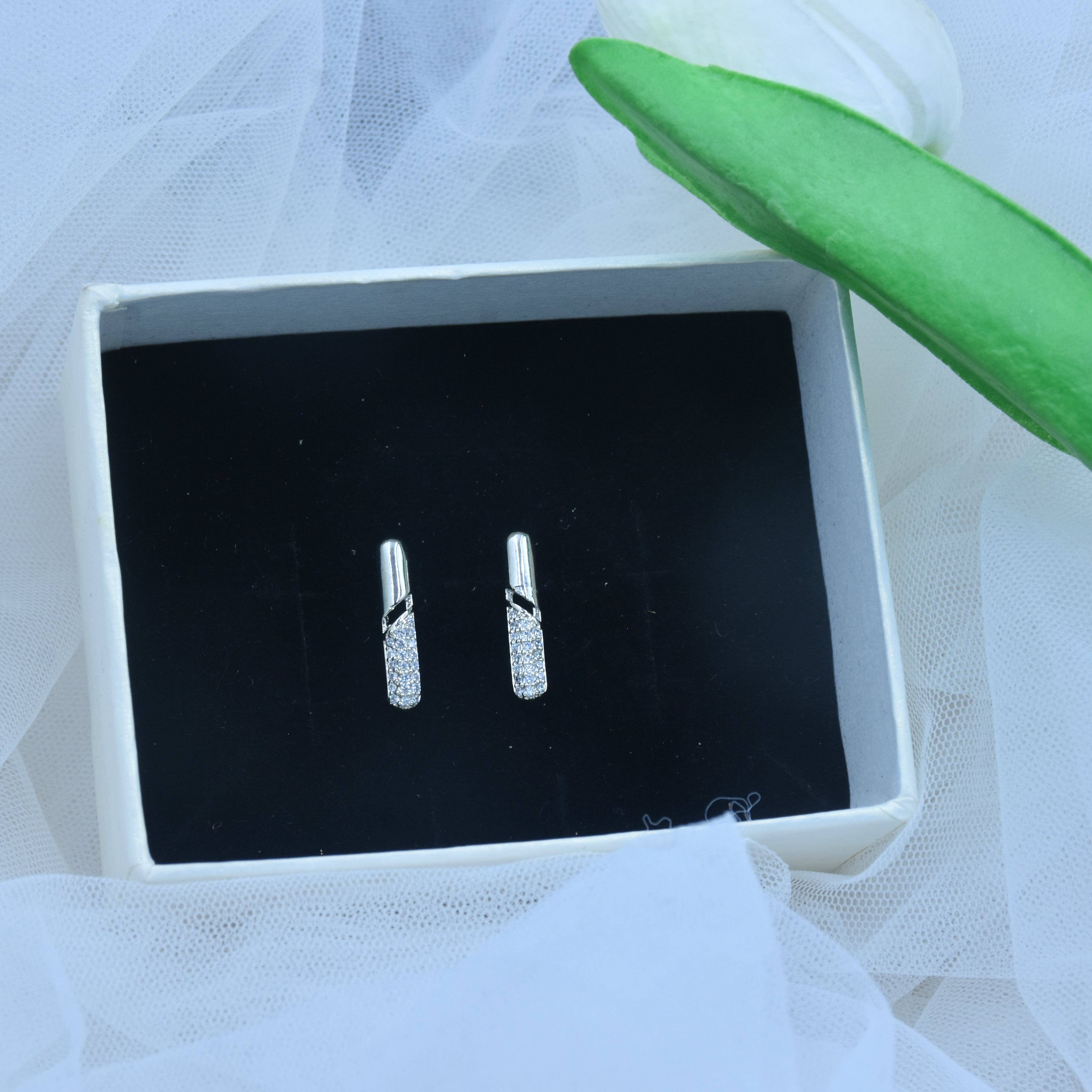 Riyana CZ Diamond cut Stud