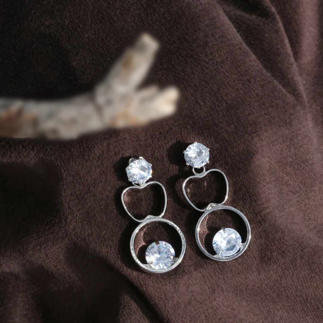 Ruvika Solitaire Earrings