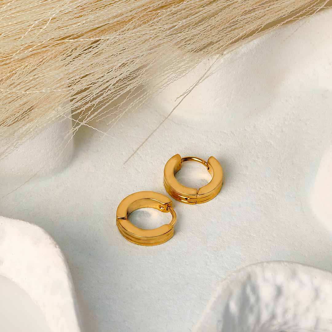 Vinitra Gold plated Hoops Earings